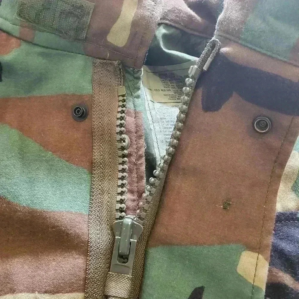 ๐ ๐ถ๐น๐ถ๐๐ฎ๐ฟ๐ Camouflage ๐๐ฐ๐ข๐ต Men's Med ๐๐จ๐ - Picture 4 of 5